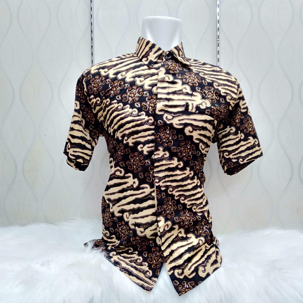 Kemeja Pendek Batik Pria Hitam Fashion.