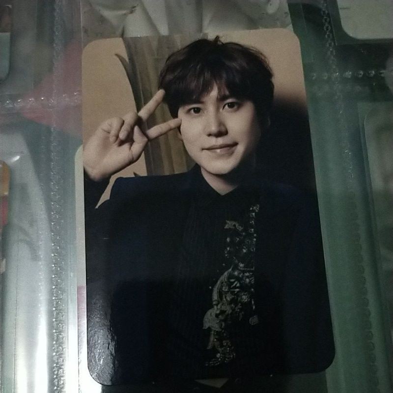 (BOOKED) Super junior Kyuhyun Photocard kry join hands + mamacita