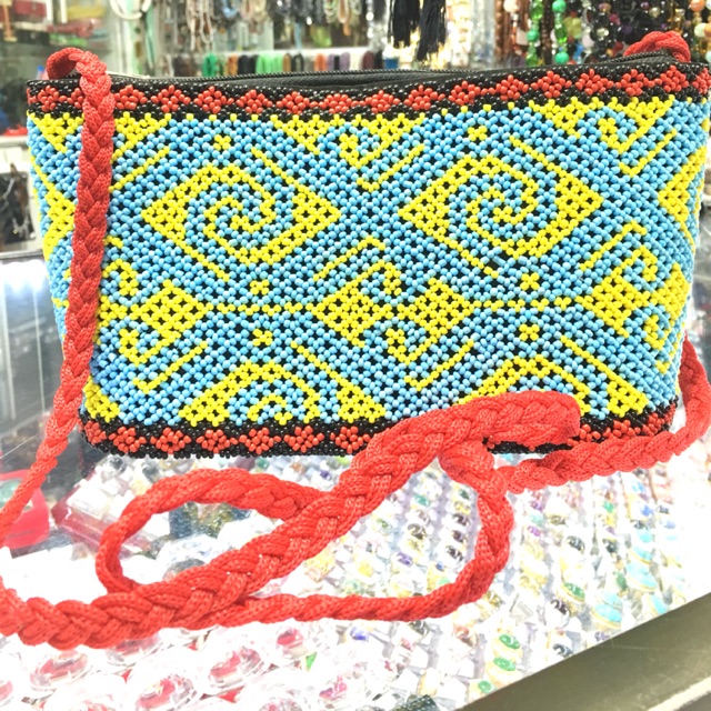 Tas manik Dayak selempang Etnik