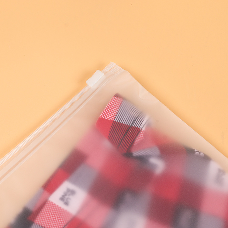 Kantong Plastik Ziplock Transparan Anti Air Untuk Pakaian Dalam / Travel