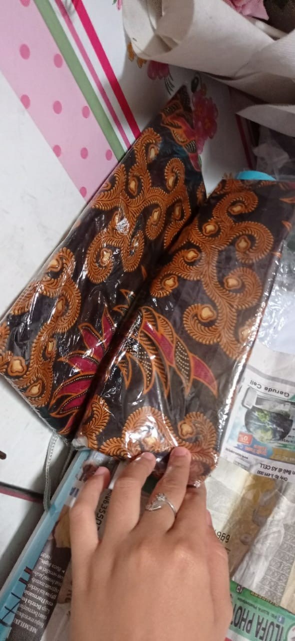 Maura Couple - Sania Ruffle Batik Couple - Batik Modern