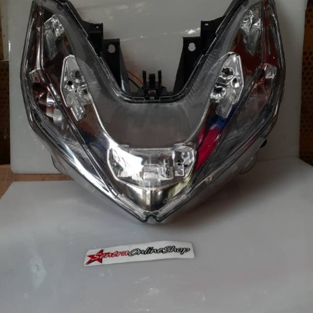 reflektor lampu depan assy vario 150