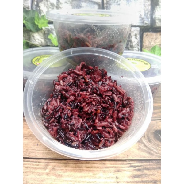 

TAPE KETAN HITAM 1kg