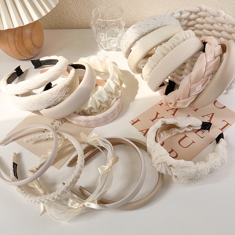 BANDO VARIASI PUTIH BANDANA KREM WHITE CREAM COLLECTION HEADBAND HAIR BAND KAIN POLOS KOREA PADDED BENDO MOTIF GARIS BUNGA BULU LEMBUT LEBAR WIDE