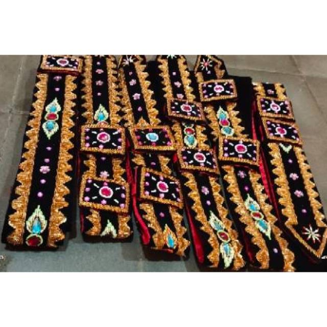 Sabuk jaranan / sabuk jatil / sabuk epek / sabuk otok / sabuk bopo / sabuk haji / sabuk