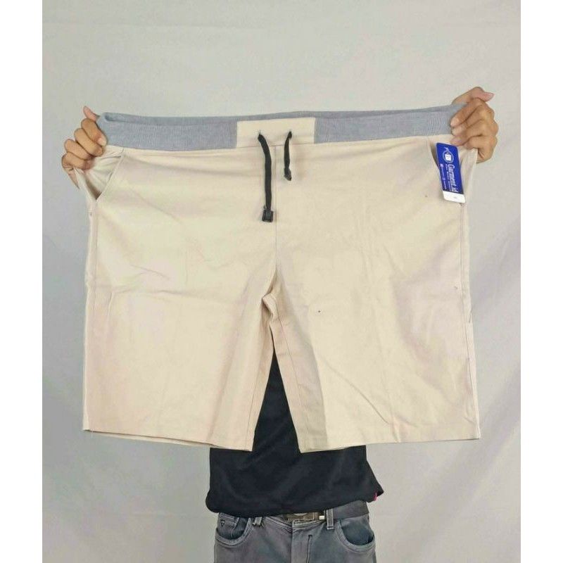 Celana pendek jumbo/celana chinos pendek jumbo/chinos super jumbo