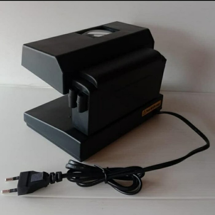 

TERLARIS !!! Counterfeit Money Detector Joyko MD 100 Alat Pendeteksi Uang Palsu