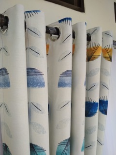 Gorden terbaru motif bunga tulip biru 12 lubang semokring Gorden terbaru motif bunga tulip biru 12 lubang semokring