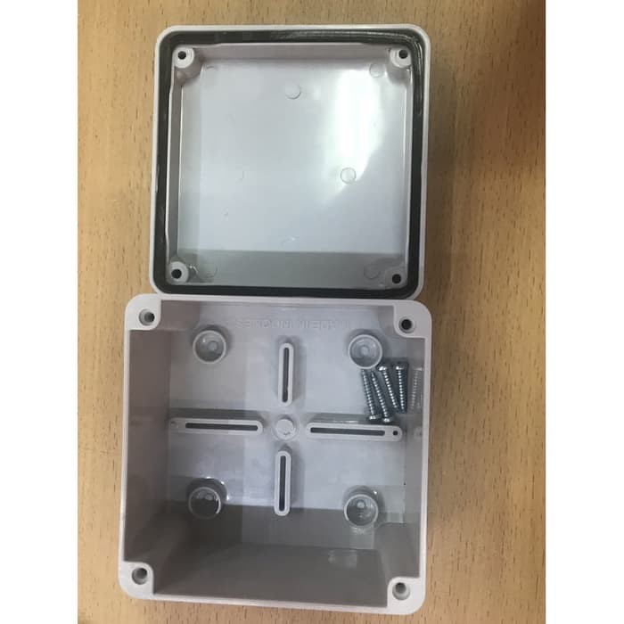 Duradus abu polos 100x100x50 / Junction Box 10cm / Duradus SM 10cm POLOS / Box SM 100x100x50mm