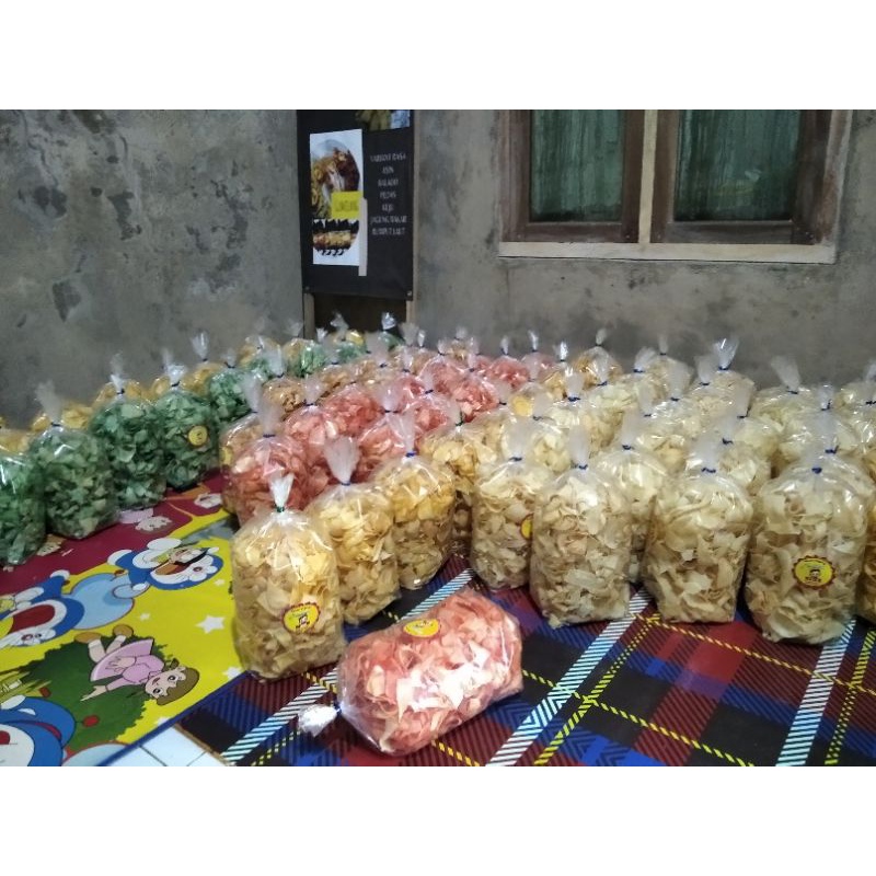 

kripik singkong Gumilang setengah kg