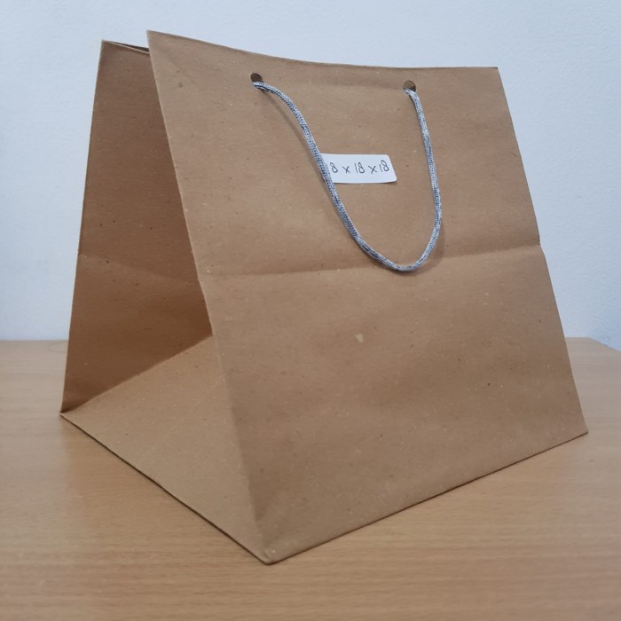

NEW Paper Bag Coklat Polos Ukuran 18x18x18 /Tas Kertas Coklat Ukuran 18x18