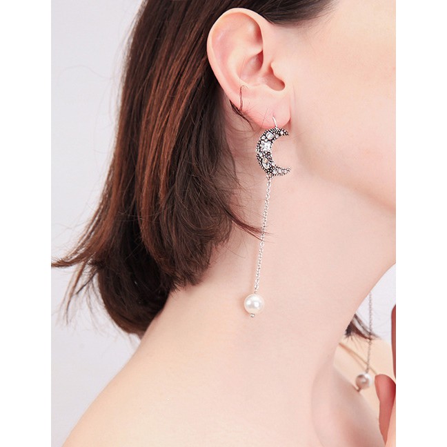 LRC Anting Tusuk Fashion Silver Moon Diamond Earrings F50791