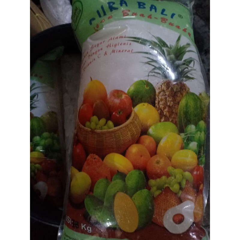 

Manisan Kolang Kaling ( putih, merah, hijau)PURA BALI