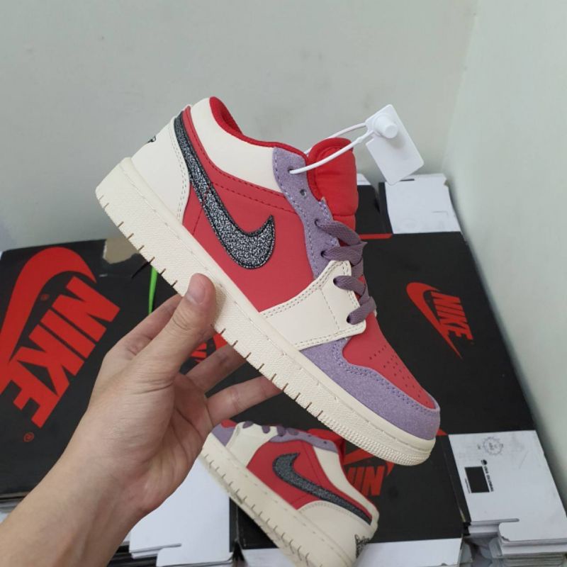 Sepatu Nike Jordan 1 low canyon rush