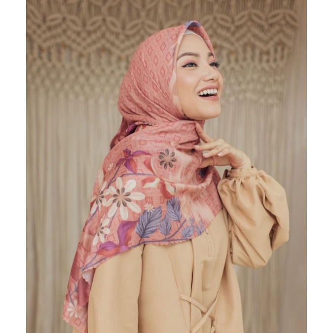 Lolly Scarf Apple Pie Wearing klamby