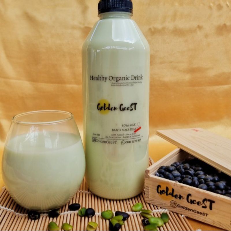 

susu kedelai hitam / Black Soya Milk / Healthy Drink / Homemade drink