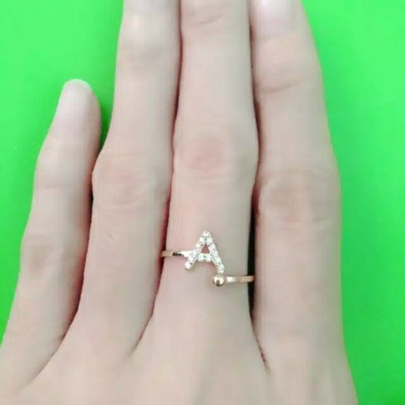 Cincin huruf A mata HWT kadar 375