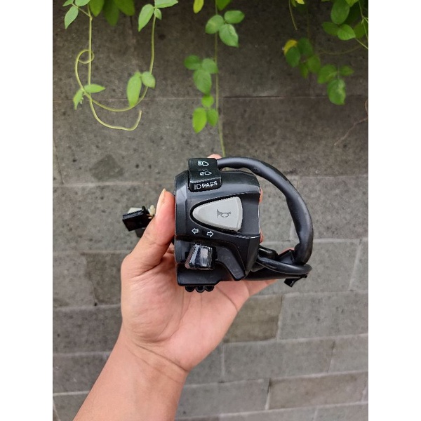 holder kiri CRF original copotan motor holder kiri honda CRF original second