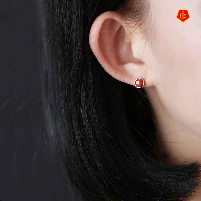 [Ready Stock]S925 Silver Elegance Retro Natural Red Agate Ear Studs