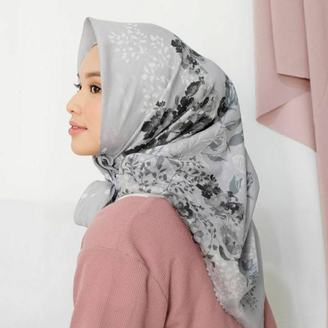 Vanilla Hijab - Kuas Scarf ALASKA