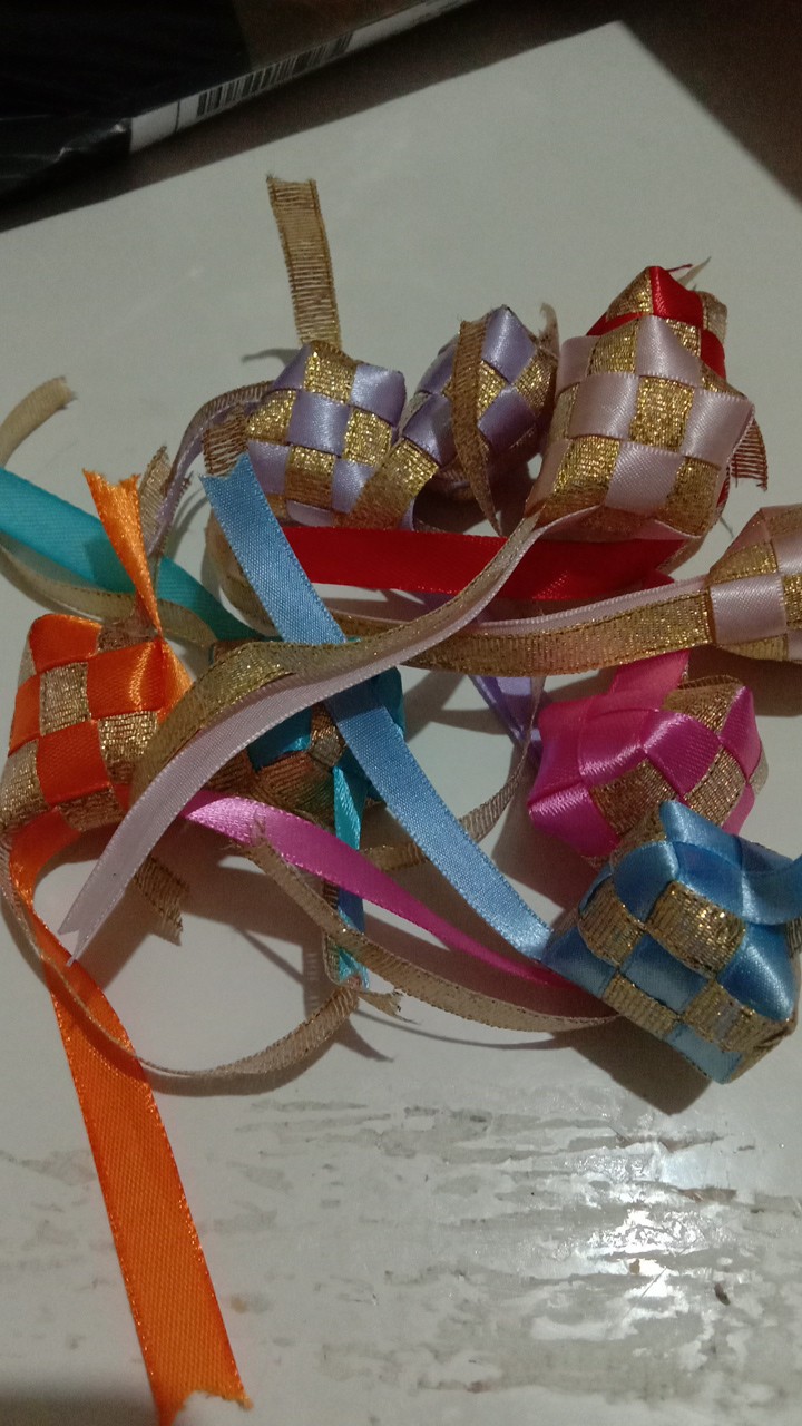 Ketupat Pita Lebar 3/8