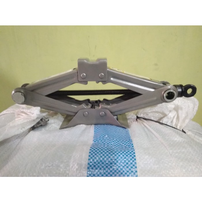 Dongkrak Mobil Terlengkap, Dongkrak Mobil Model Jembatan Scissor Jack 1 Ton Rel Original