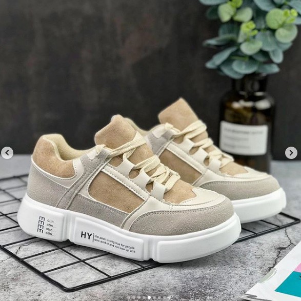 Sneakers C905