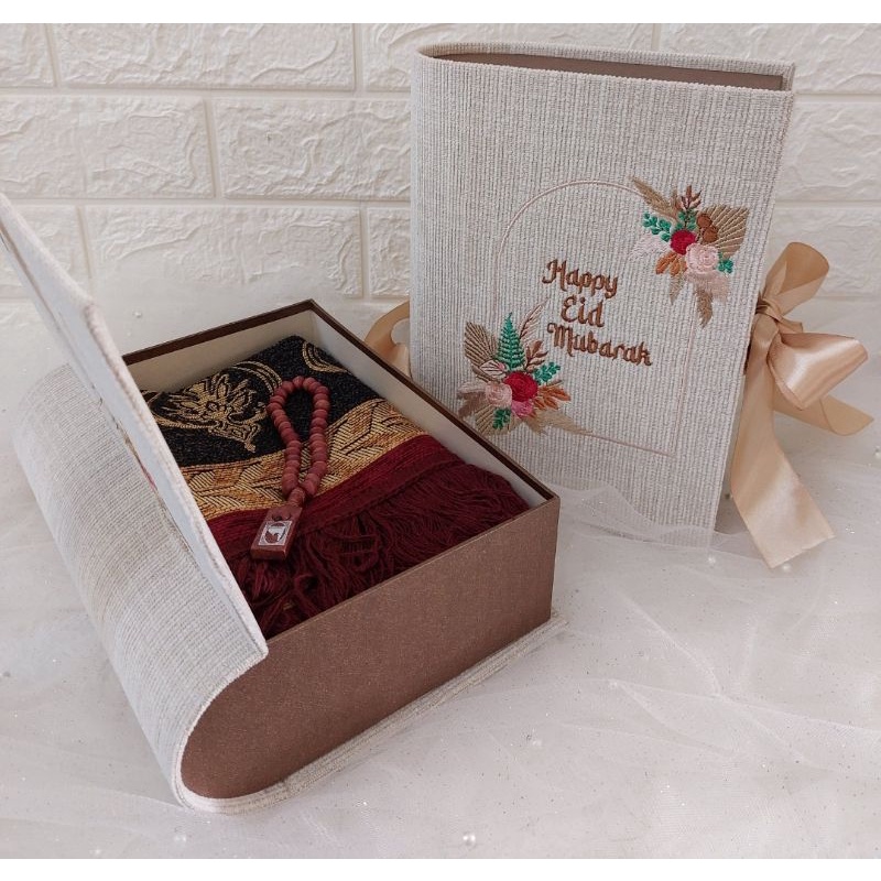 hardbox kanvas bordir / hardbox lebaran / hardbox buku / hampers lebaran / parcel idul fitri