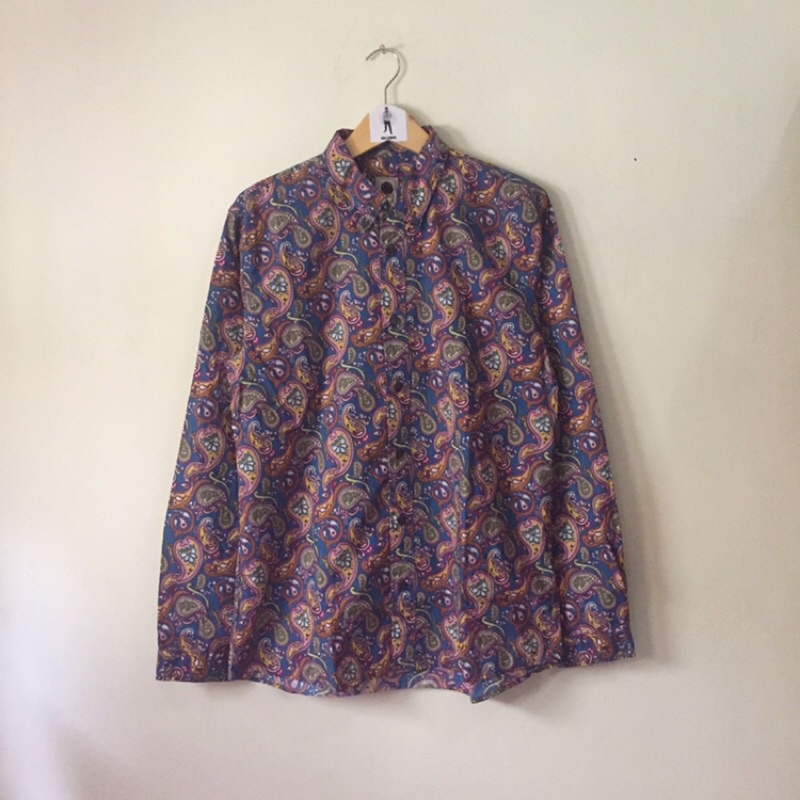 Kemeja pretty green paisley