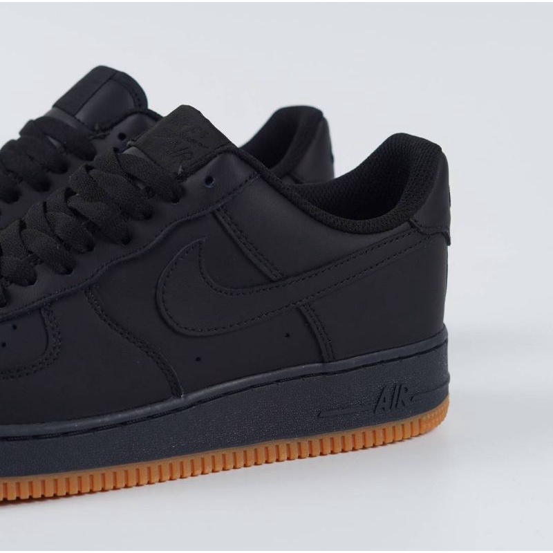 Nike Air Force 1 Black Gum