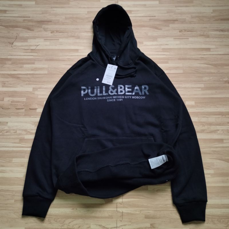 Sweater Hoodie Pull&amp;Bear Basic Font Capital Fulltag&amp;Lebel (Bestseller)