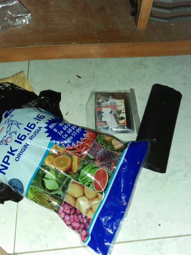 Polibag Polybag Tanaman Peralatan Berkebun Ukuran 30 X 30 Cm