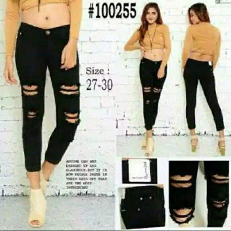 7/9 CELANA SOBEK HITAM CELANA CEWEK RIPPED WANITA
