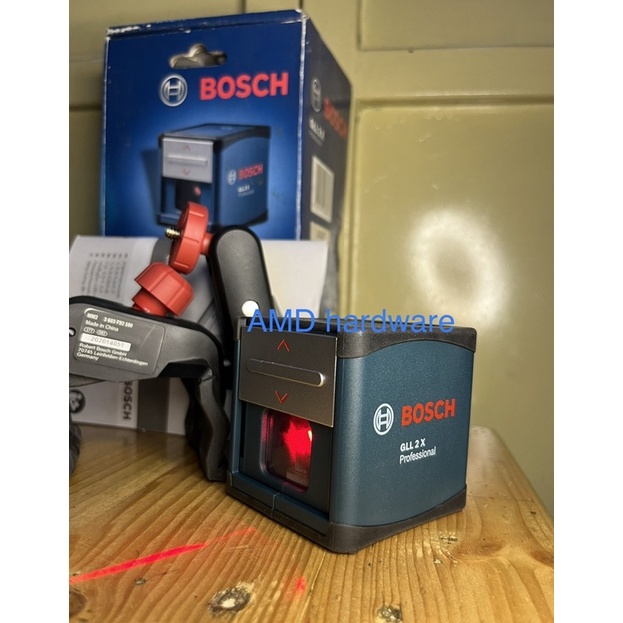 BOSCH GLL-2X ORIGINAL WATERPASS DIGITAL LASER LEVEL CROSS LINE 2 GLL2X GERMANY METERAN ALAT UKUR SIK