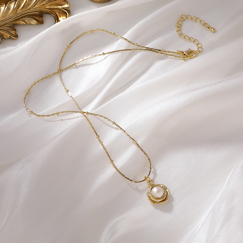 XiaoboACC Korean Fashion Retro Pearl Flower Pendant Clavicle Chain Necklace