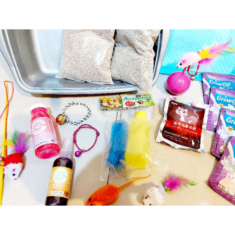 Paket hemat B lengkap murah starter pack kit B shampo n mainan kucing kebutuhan pasir gumpal kalung