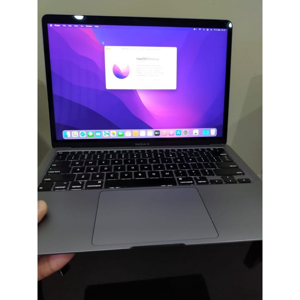 OBRAL  MACBOOK AIR RETINA 2020 OS MONTEREY 13 IN RAM 16 SSD 256 MULUS ULTRA SLIM GREYY