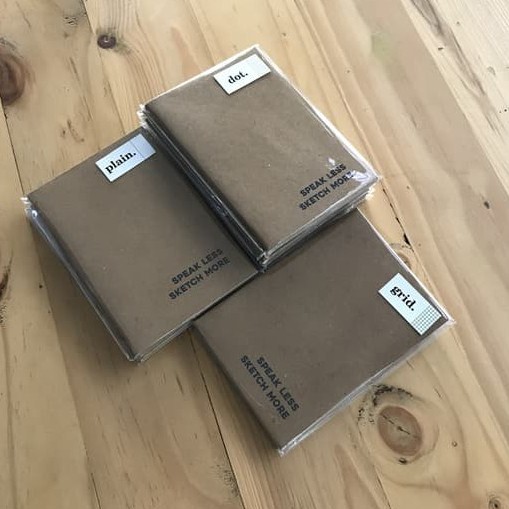 

SPEAKLESS Basic Notebook A6/A5 - Plain/Dotted/Grid - Kraft Brown Paper - Travelers Notebook Insert