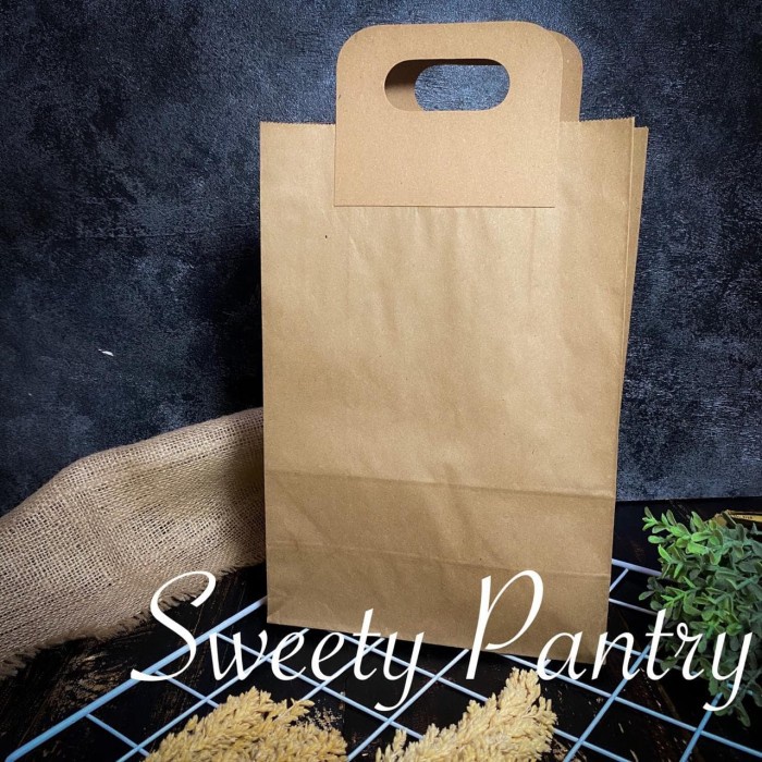 

✨ BISA COD ✨ PBSH3020 - paper bag /kantong kertas roti kue dengan pegangan - 20 pcs - Cokelat