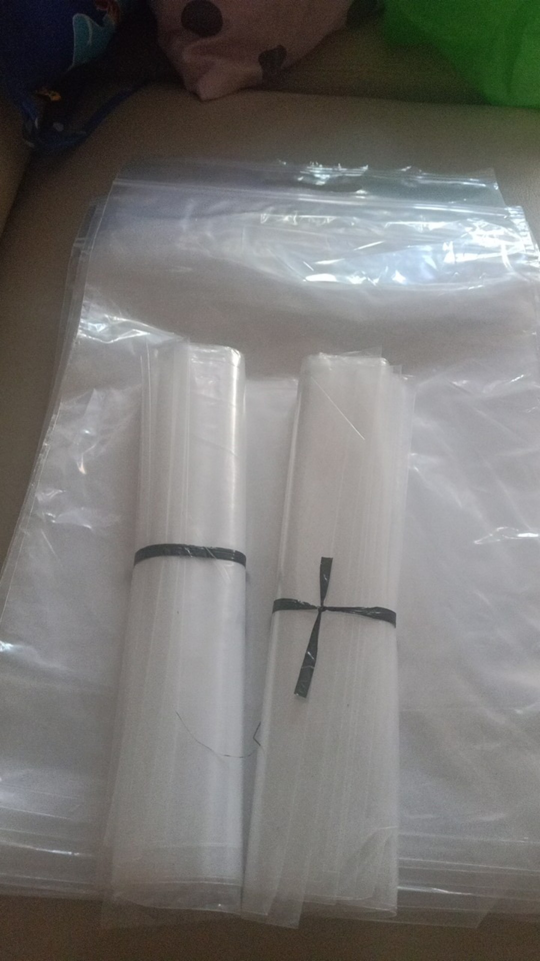 Plastik Klip Plong 28x43 (36+7) Packing Baju Hijab Distro