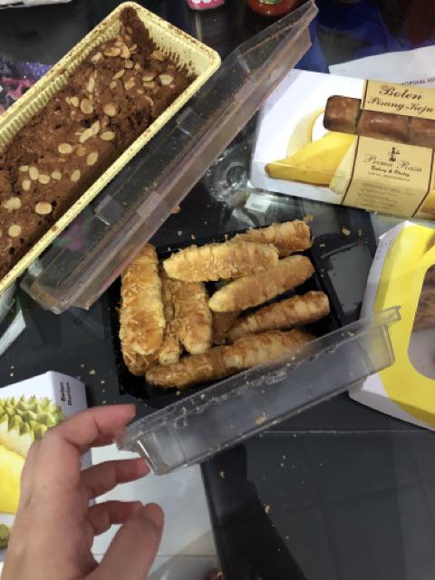 CHEESE ROLL PRIMARASA BANDUNG - CHEESE STICK PRIMA RASA BDG - BROWNIES ...