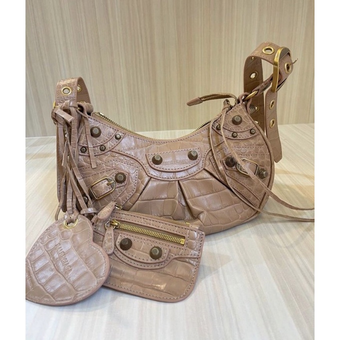 le cagole croco embossed