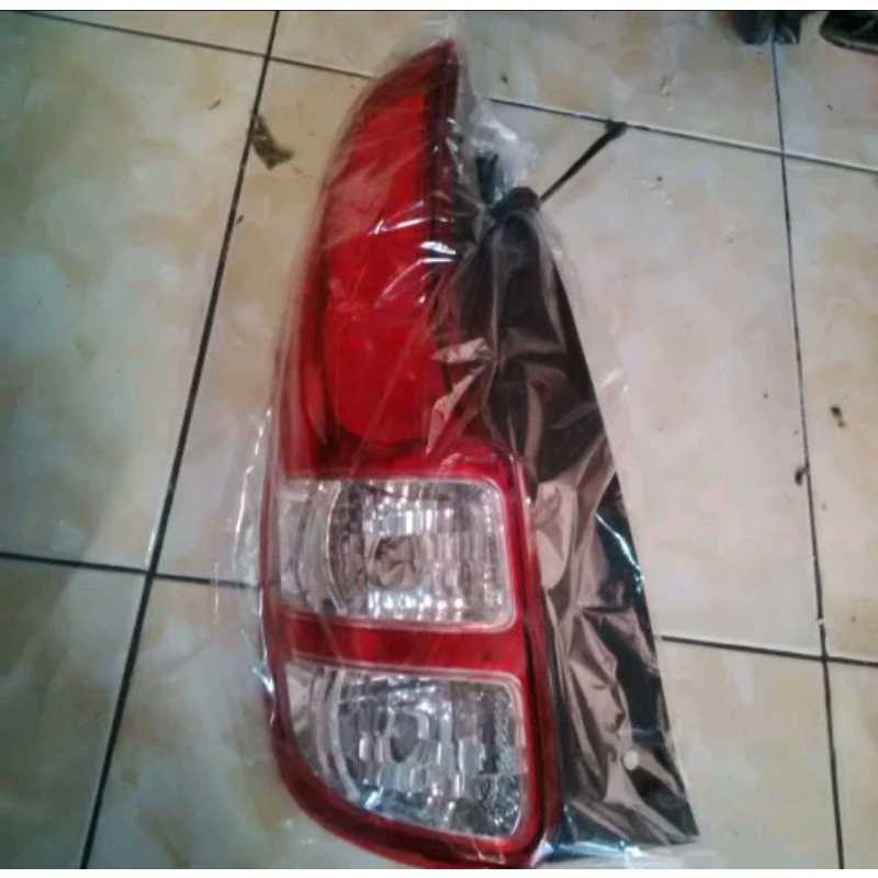 stoplamp sirion 2012