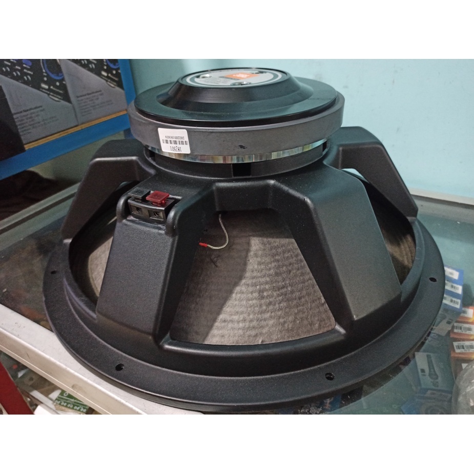 PROFESIONAL LOAD SPEAKER JBL 2241H 1600W MID LOW 18 INCH