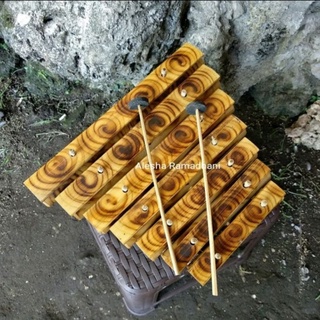 Jual Rindik Bambu Alat Musik Tradisional Bali 7 Nada | Gamelan Bambu ...