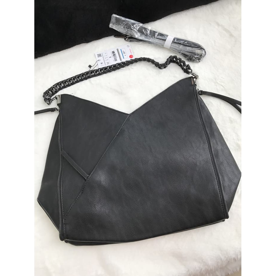 

JUAL MURAH ZARA CHAIN+ DUSTBAG+ PAPERBAG