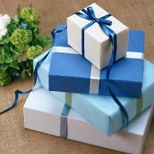 

Request Kado dengan Box lucu