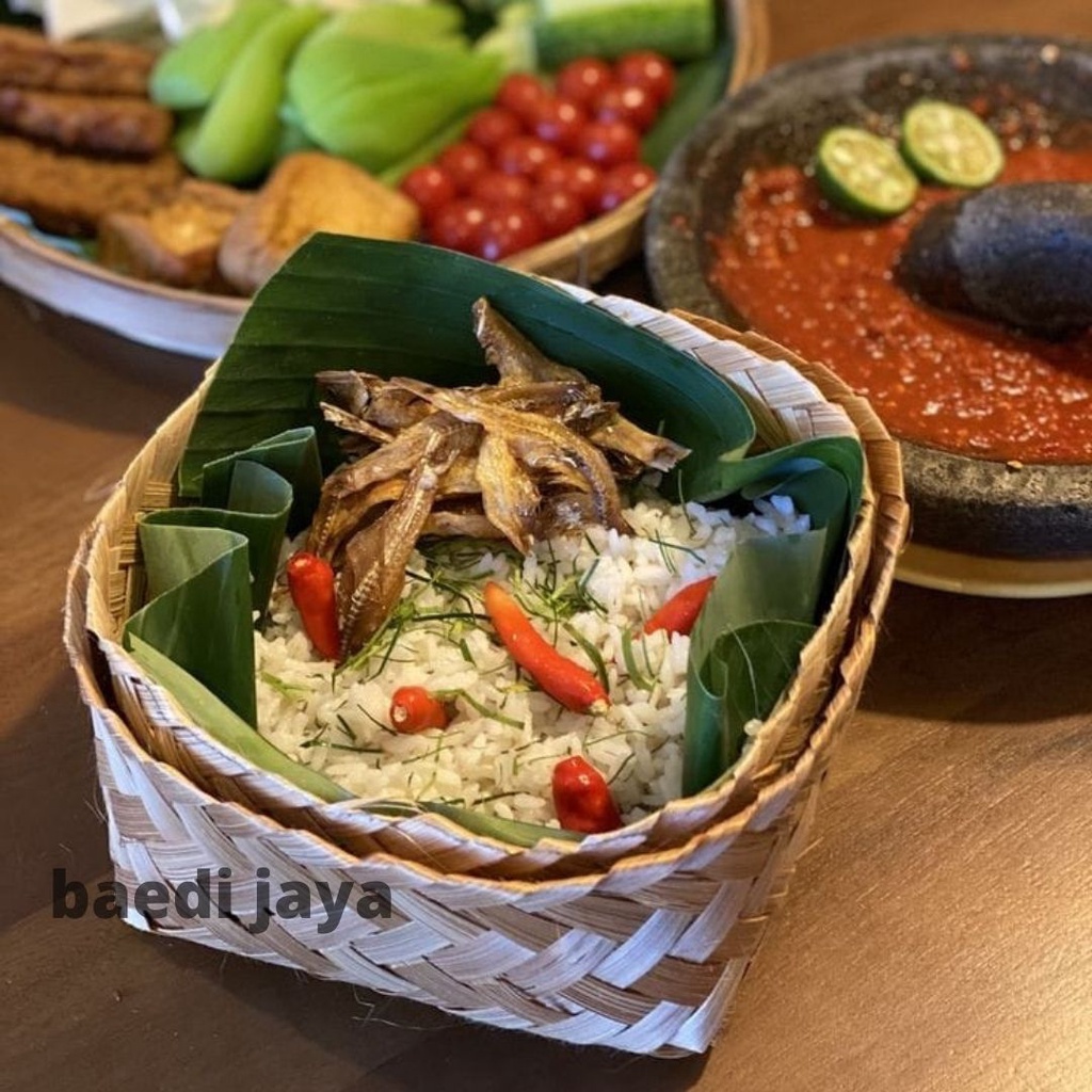 

BESEK DAGING 15X15 SEPASANG / BESEK HAMPERS / BESEK TIWUL ANYAM BAMBU