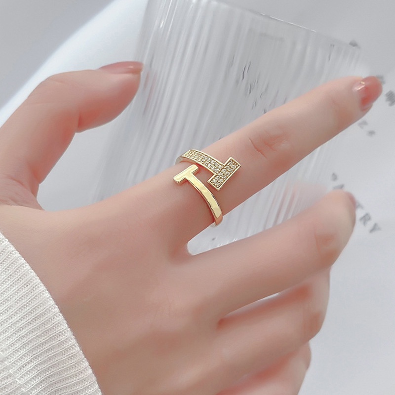 Cincin Kristal Berlian Huruf T Emas Baja Titanium Kreatif Perhiasan Fashion Wanita Rings Ukuran Teleskopik