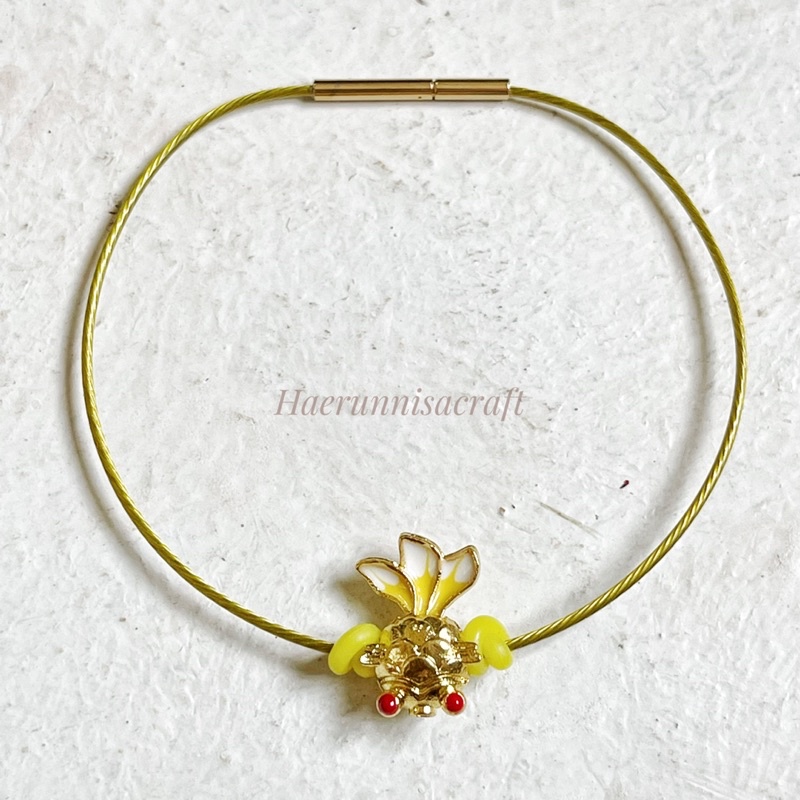 Gelang Tali Kawat Lidi Tipis 1mm Waterproof Anti Air &amp; Liontin Baby Koi